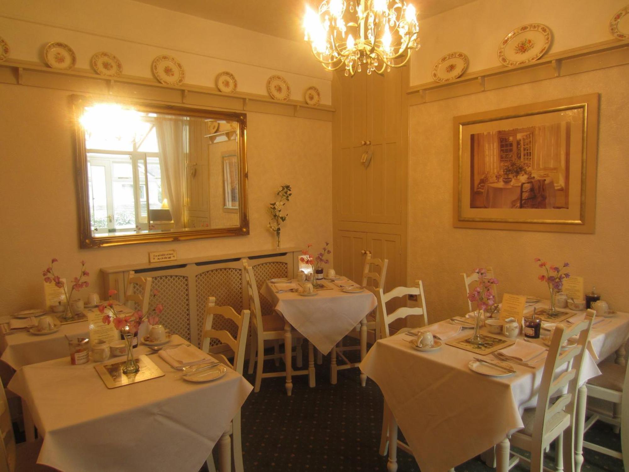 Bed & Breakfast Wordsworths 4*